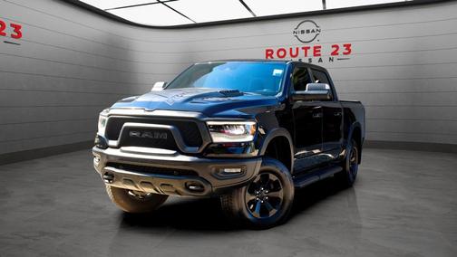 Diamond Black Crystal Pearl 2021 RAM 1500 Rebel