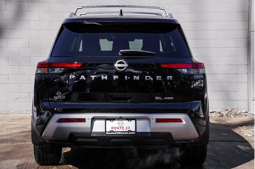 2024 Nissan Pathfinder SL 4WD