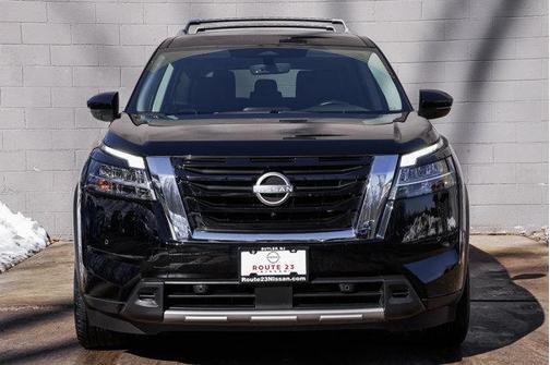 2024 Nissan Pathfinder SL 4WD