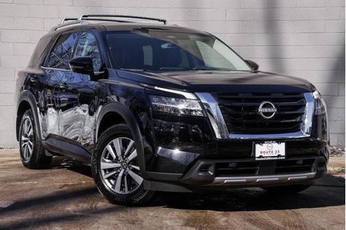 2024 Nissan Pathfinder SL 4WD