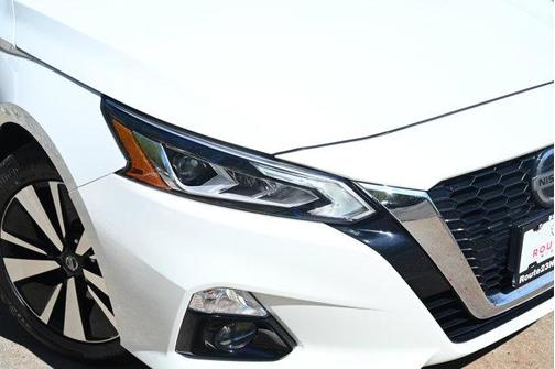 2022 Nissan Altima 2.5 SL