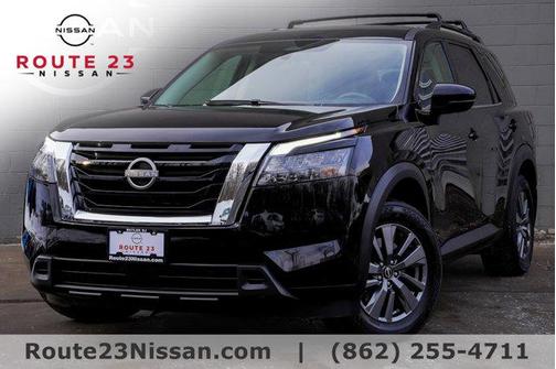 2024 Nissan Pathfinder SV 4WD