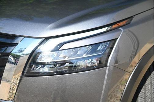 2023 Nissan Pathfinder SV 4WD