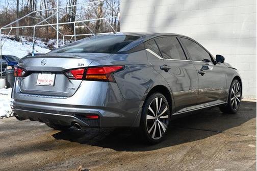 2022 Nissan Altima SR Intelligent AWD
