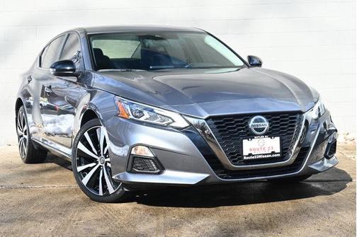 2022 Nissan Altima SR Intelligent AWD