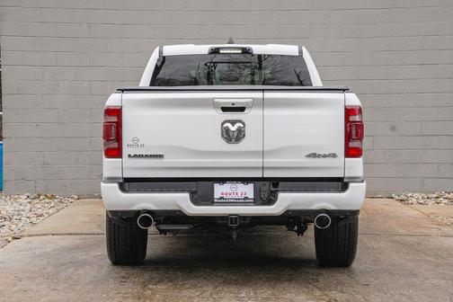 Bright White Clearcoat 2021 RAM 1500 Laramie
