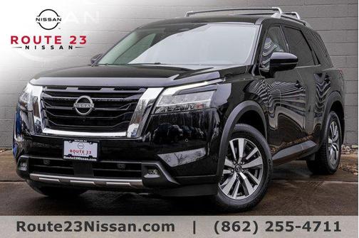 2024 Nissan Pathfinder SL 4WD