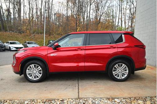 2024 Mitsubishi Outlander PHEV SEL