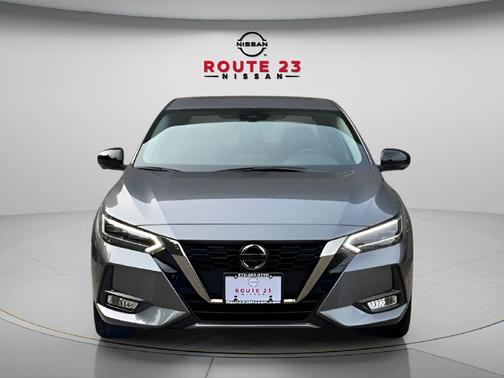 Gun Metallic 2023 Nissan Sentra SR