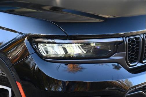 2022 Jeep Grand Cherokee Trailhawk