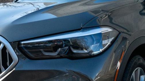 2021 BMW X6 xDrive40i