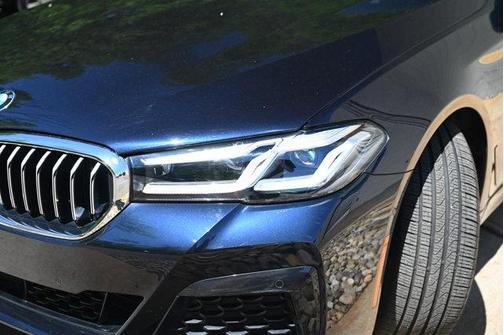 2022 BMW 530 i xDrive