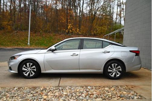 2022 Nissan Altima S FWD