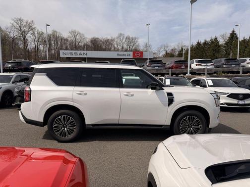 Aspen White Tricoat 2026 Nissan Armada SL