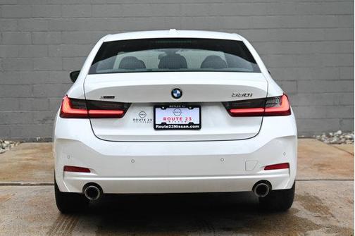 2024 BMW 330 i xDrive