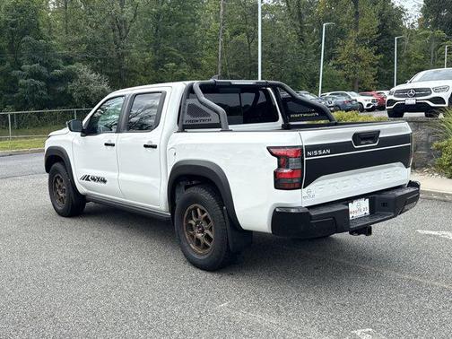 2024 Nissan Frontier SV