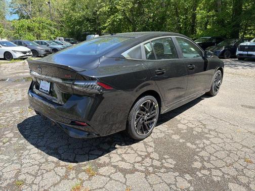 Super Black 2026 Nissan Sentra SR