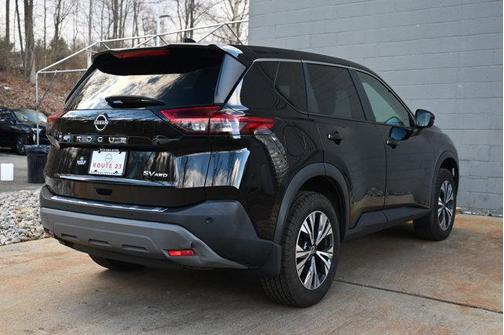 2022 Nissan Rogue SV