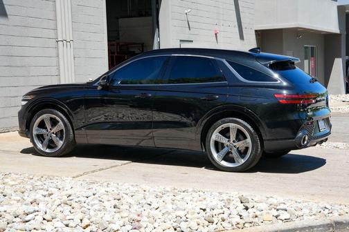Vik Black 2023 Genesis GV70 2.5T AWD