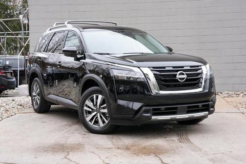 2024 Nissan Pathfinder SL 4WD