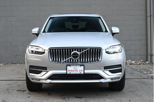2022 Volvo XC90 T6 Inscription