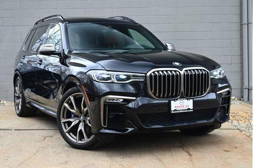 2022 BMW X7 M50i