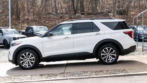 2022 Ford Explorer ST-Line