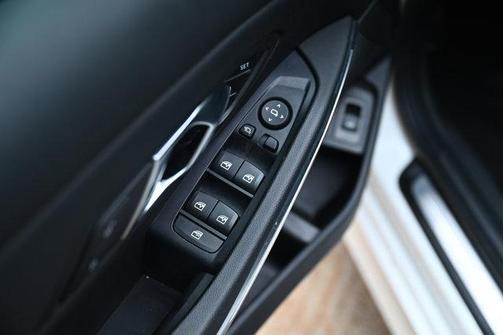 2024 BMW 330e Base