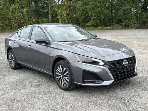 2025 Nissan Altima SV AWD