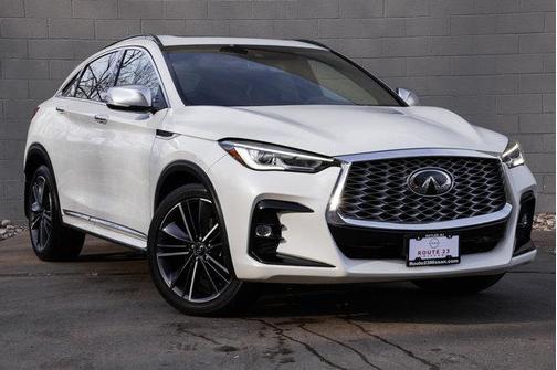 2023 INFINITI QX55 LUXE