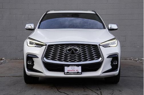 2023 INFINITI QX55 LUXE
