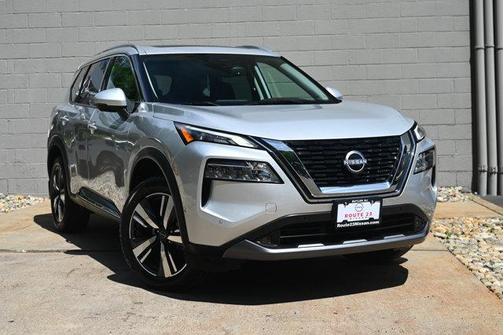 2022 Nissan Rogue SL