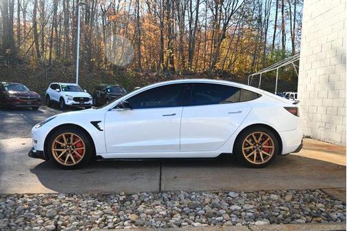 2020 Tesla Model 3 Standard Range Plus