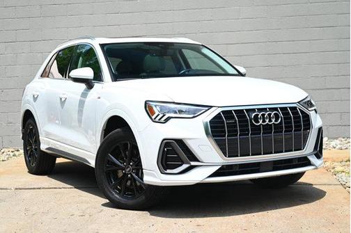 2024 Audi Q3 Premium 45 TFSI S line quattro Tiptronic