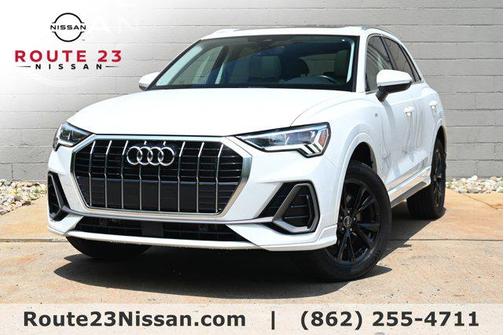 2024 Audi Q3 Premium 45 TFSI S line quattro Tiptronic