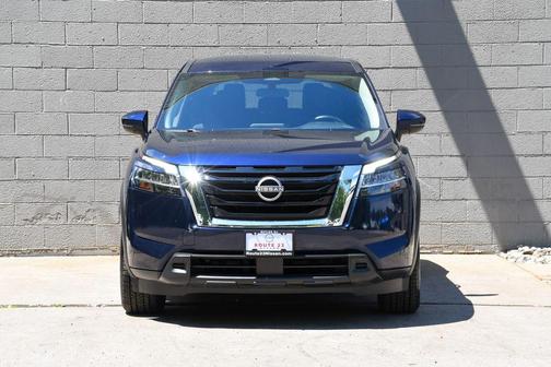 Deep Ocean Blue Pearl 2022 Nissan Pathfinder S 4WD