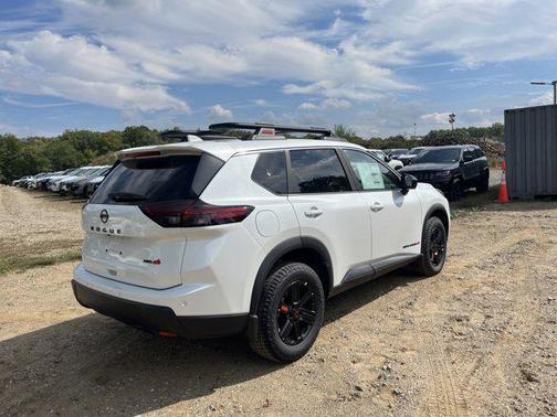 2025 Nissan Rogue S