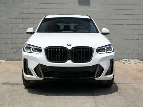 White 2022 BMW X3 xDrive30i