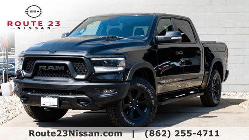 Diamond Black Crystal Pearlcoat 2020 RAM 1500 Rebel