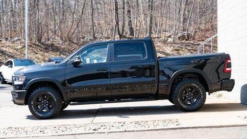 Diamond Black Crystal Pearlcoat 2020 RAM 1500 Rebel