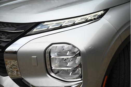 2022 Mitsubishi Outlander ES 2.5 S-AWC