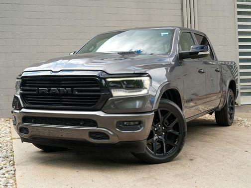 Granite Crystal Metallic Clearcoat 2022 RAM 1500 Laramie
