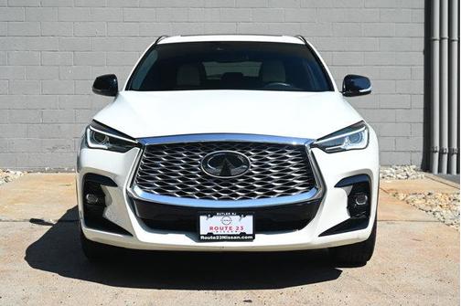 2023 INFINITI QX55 LUXE