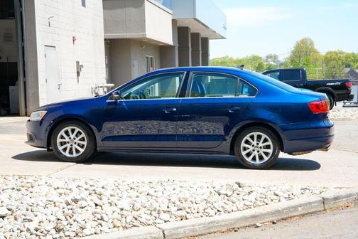 Tempest Blue Metallic 2014 Volkswagen Jetta Auto SE w/Connectivity