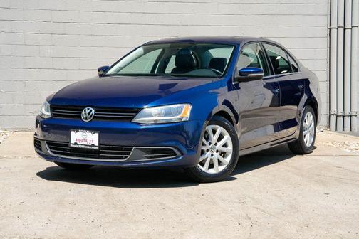 Tempest Blue Metallic 2014 Volkswagen Jetta Auto SE w/Connectivity