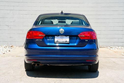 Tempest Blue Metallic 2014 Volkswagen Jetta Auto SE w/Connectivity