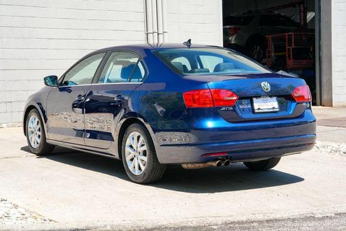 Tempest Blue Metallic 2014 Volkswagen Jetta Auto SE w/Connectivity