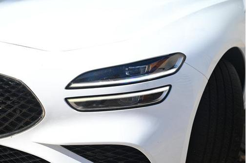 2023 Genesis G70 2.0T AWD