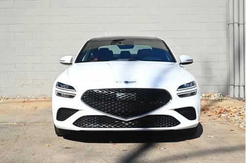 2023 Genesis G70 2.0T AWD