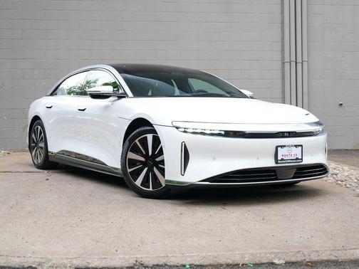 Stellar White Metallic 2023 Lucid Air Touring
